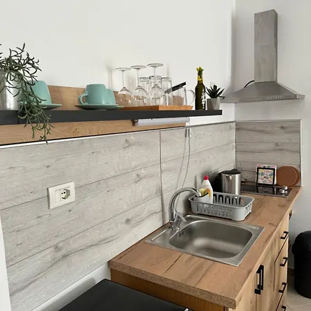 The White Donkey House Apartman