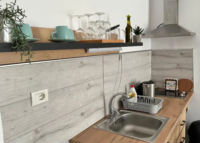 The White Donkey House Apartment