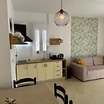 Appartamento The White Donkey House