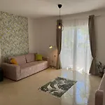 Daire The White Donkey House Saranda