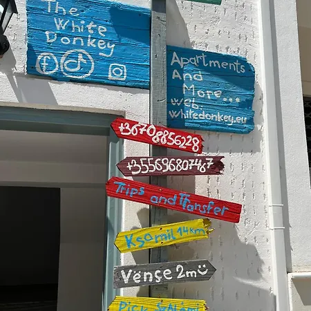Appartamento The White Donkey House