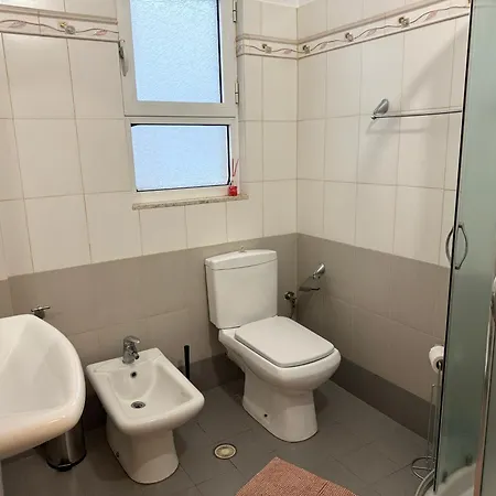 The White Donkey House Apartment