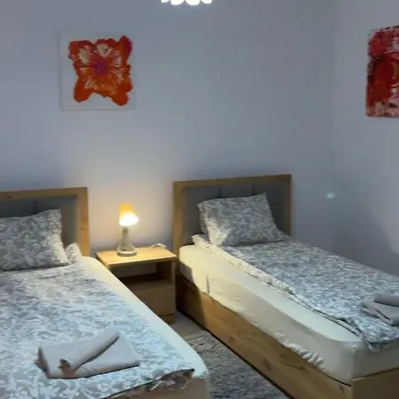 Apartment The White Donkey House