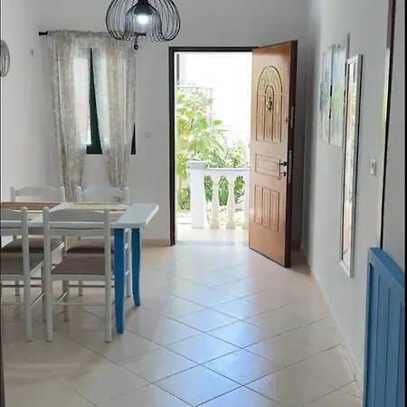 The White Donkey House * Sarandë